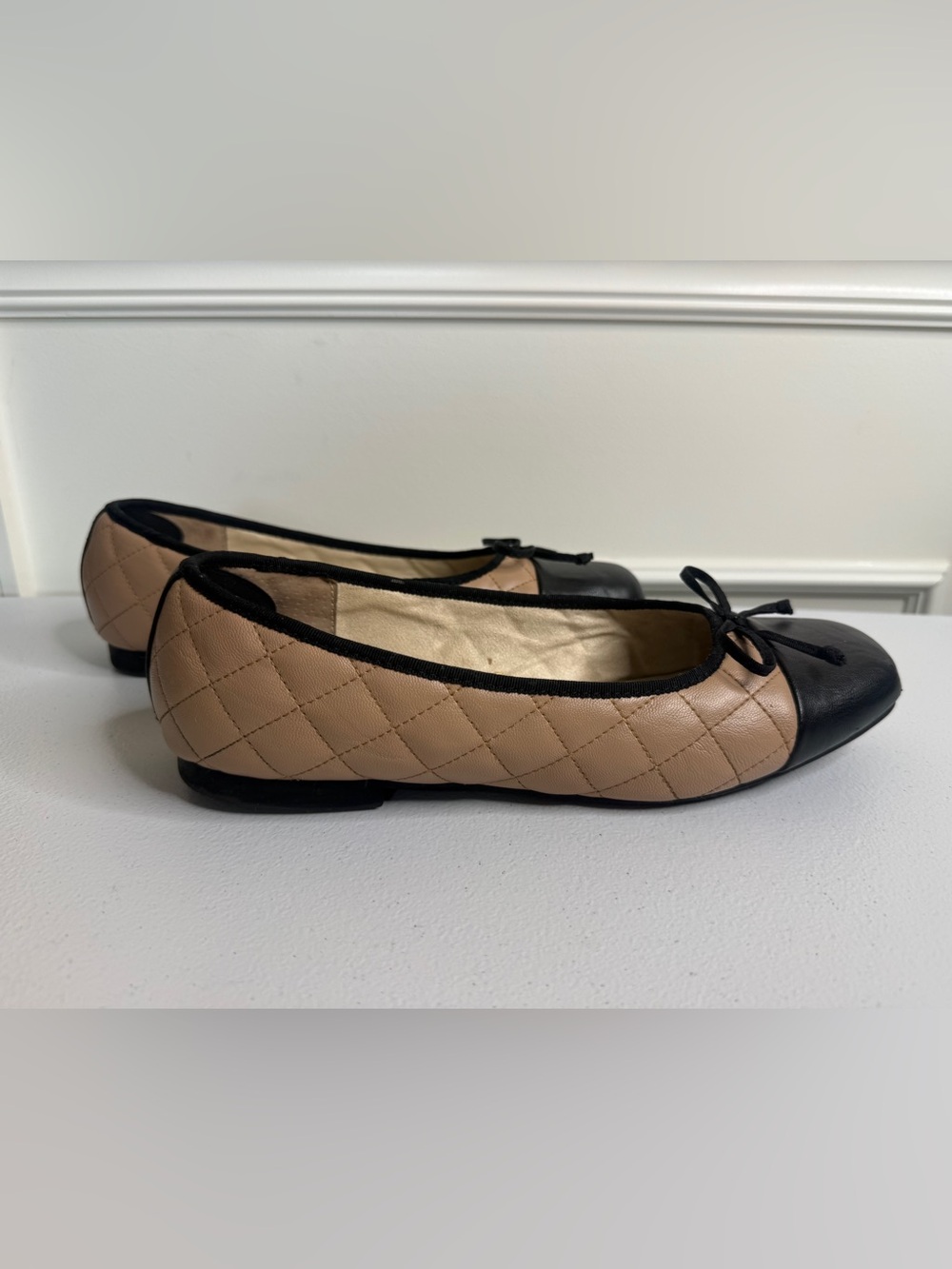 Women's Cliffs by Mountain Black and Tan Ballet Flats, size 11 wide width - Picture 6 of 9